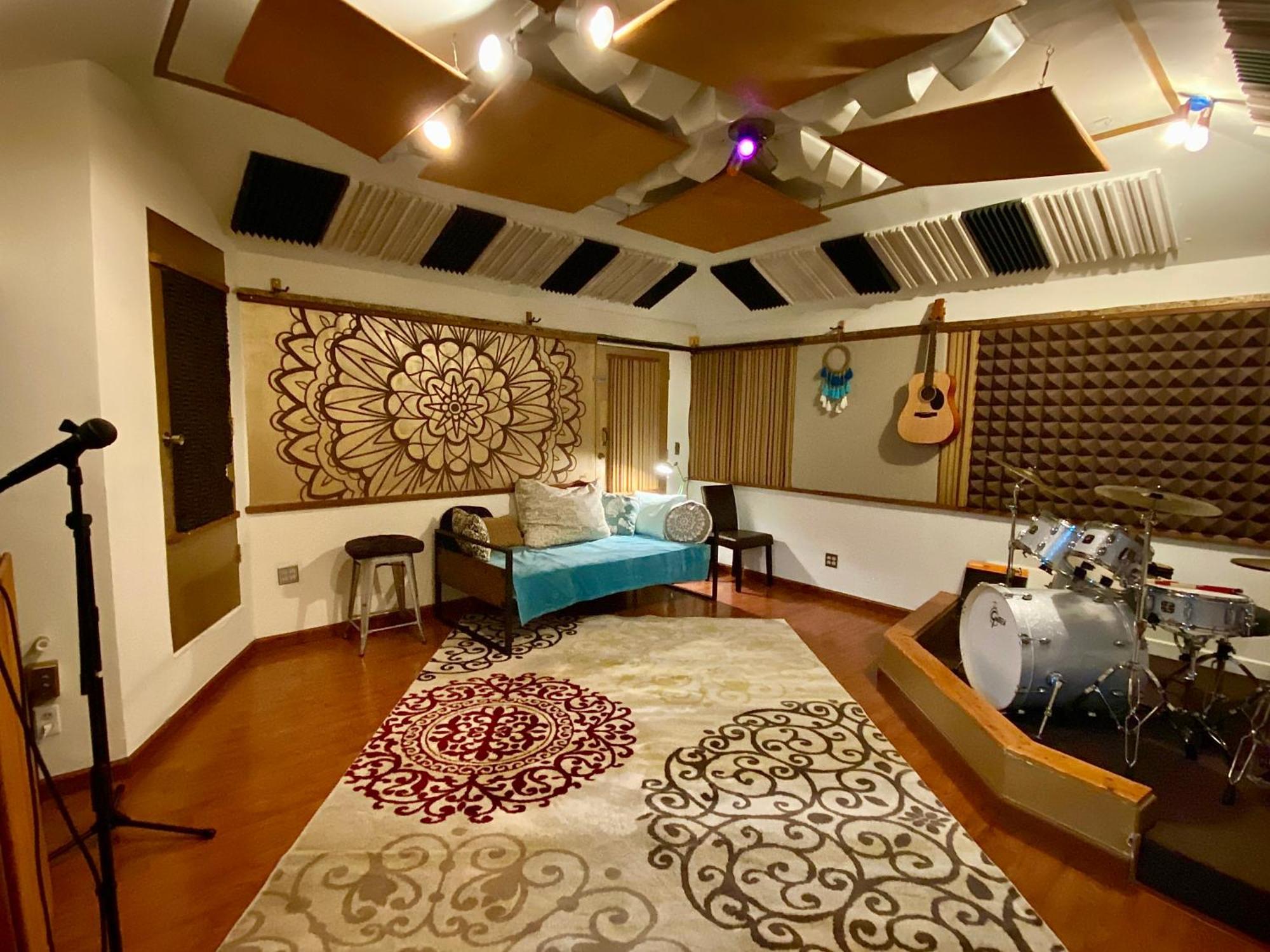 Oasis With Pool And Music Studio By Benvenu Los Angeles Bagian luar foto